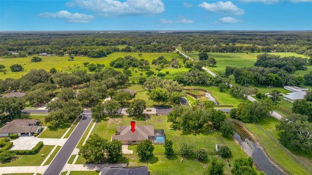 14311 HILL COUNTRY LANE, Dade City, FL 33525