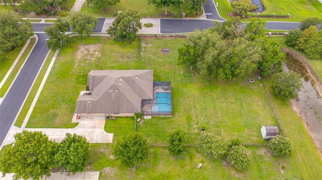 14311 HILL COUNTRY LANE, Dade City, FL 33525