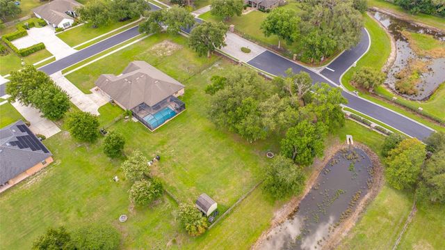14311 HILL COUNTRY LANE, Dade City, FL 33525