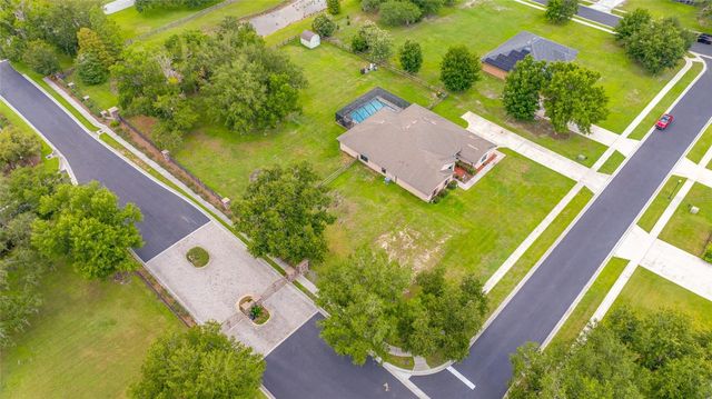 14311 HILL COUNTRY LANE, Dade City, FL 33525