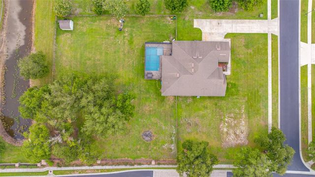 14311 HILL COUNTRY LANE, Dade City, FL 33525