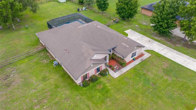 14311 HILL COUNTRY LANE, Dade City, FL 33525