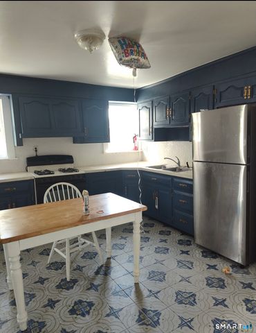 30 Hawkins Street, Derby, CT 06418