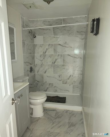 30 Hawkins Street, Derby, CT 06418