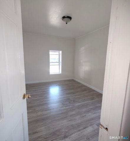 30 Hawkins Street, Derby, CT 06418