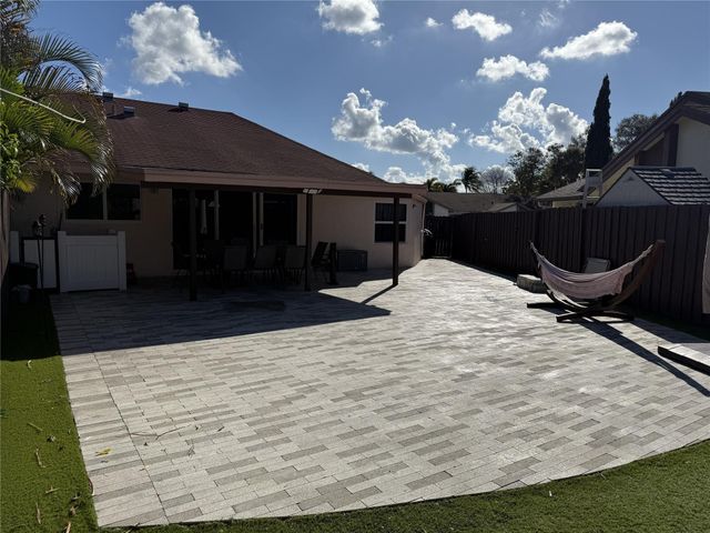 9599 STONES RIVER PARK Way, Boca Raton, FL 33428