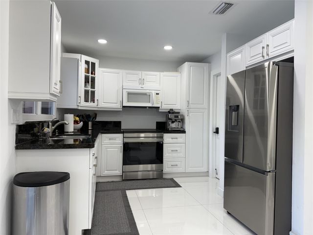 9599 STONES RIVER PARK Way, Boca Raton, FL 33428