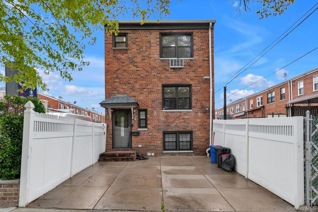 6111 69th Street, Middle Village, NY 11379