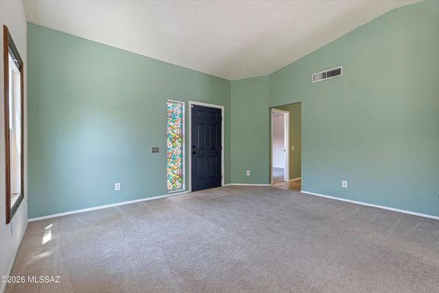 1040 N Independence Avenue, Tucson, AZ 85748