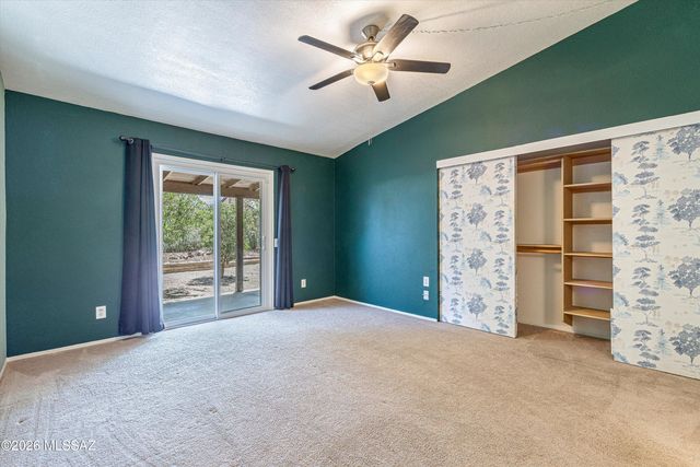 1040 N Independence Avenue, Tucson, AZ 85748