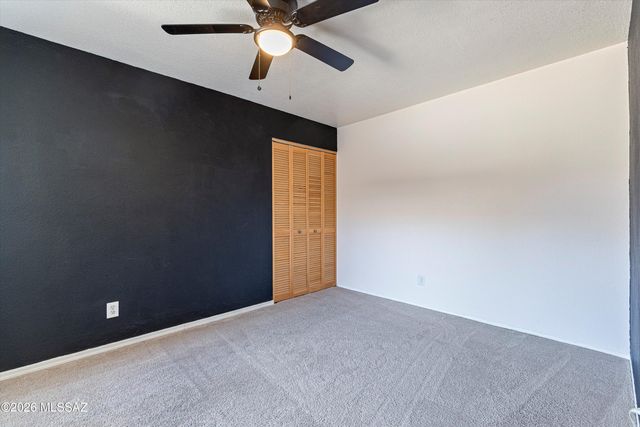 1040 N Independence Avenue, Tucson, AZ 85748