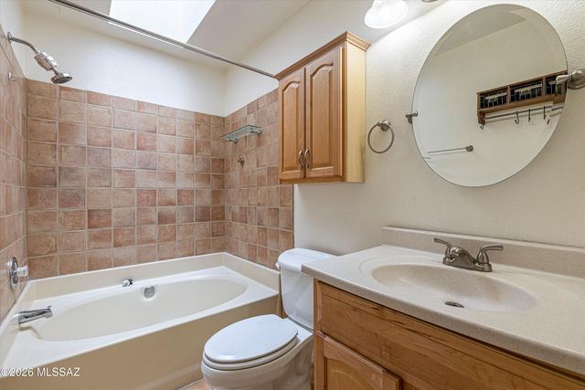 1040 N Independence Avenue, Tucson, AZ 85748