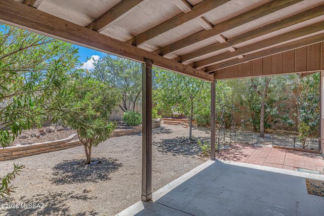 1040 N Independence Avenue, Tucson, AZ 85748