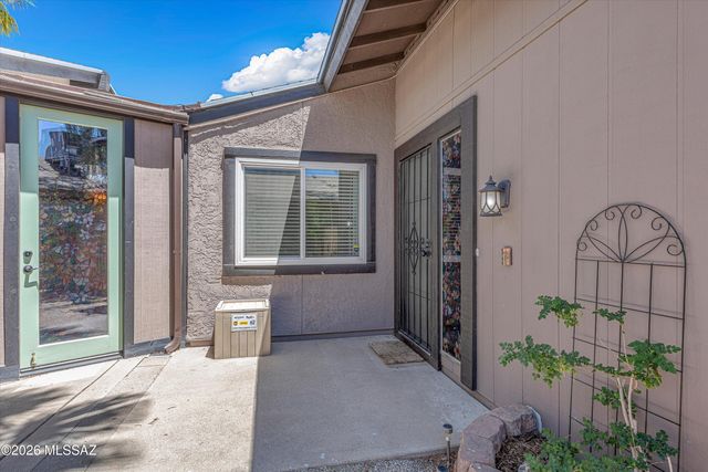 1040 N Independence Avenue, Tucson, AZ 85748