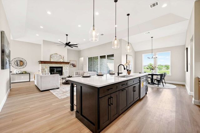 6233 Pyrenean Oak, Royse City, TX 75189