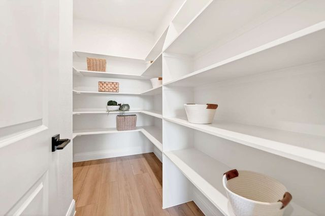 6233 Pyrenean Oak, Royse City, TX 75189