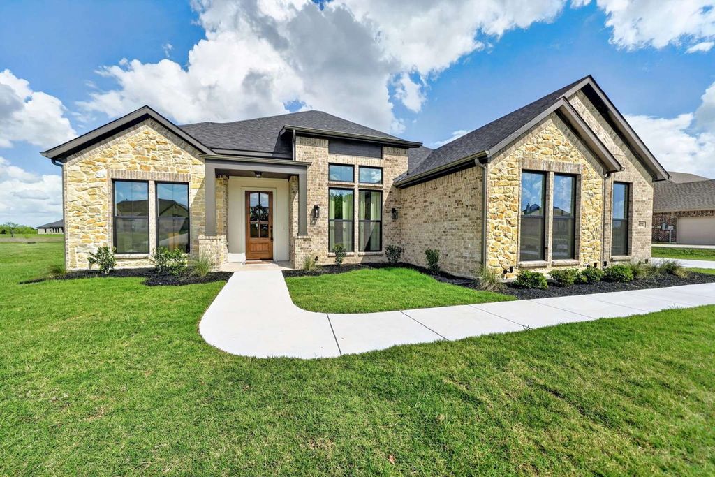 6233 Pyrenean Oak, Royse City, TX 75189