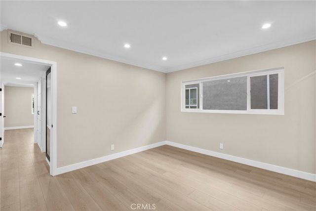 1126 N Central 101, Glendale, CA 91202