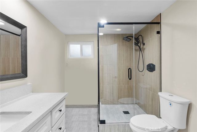 1126 N Central 101, Glendale, CA 91202