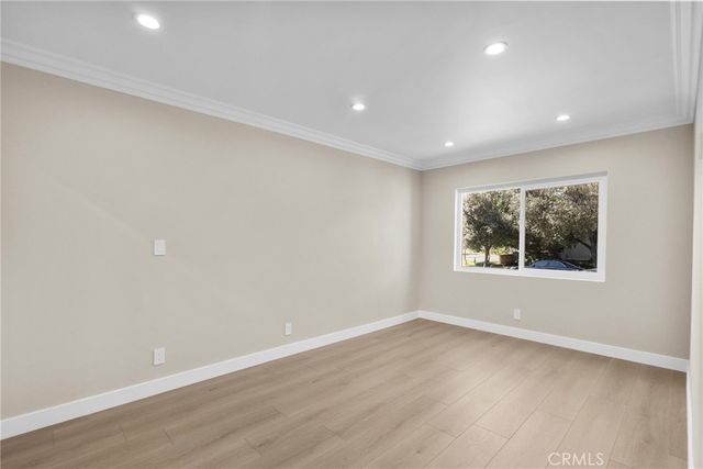 1126 N Central 101, Glendale, CA 91202