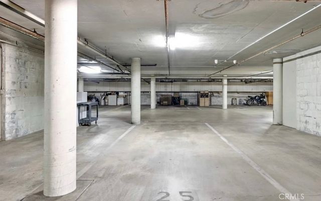 1126 N Central 101, Glendale, CA 91202