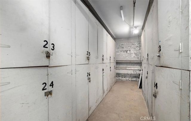 1126 N Central 101, Glendale, CA 91202