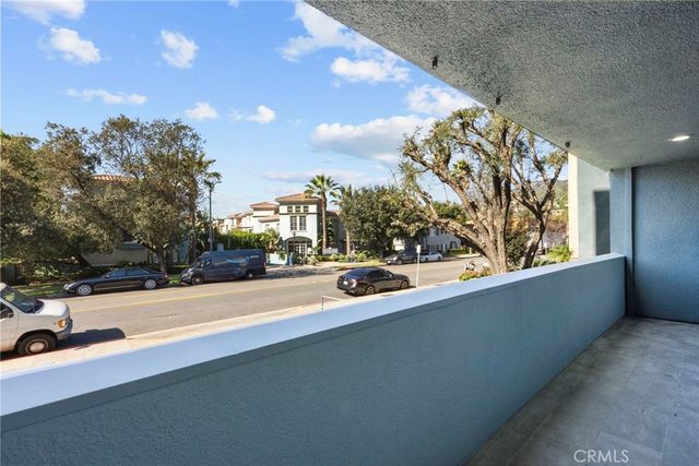 1126 N Central 101, Glendale, CA 91202