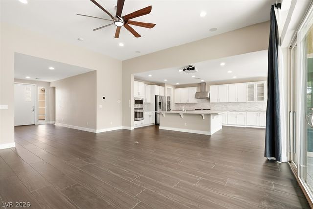 8445 Great Outdoors Street, Las Vegas, NV 89166