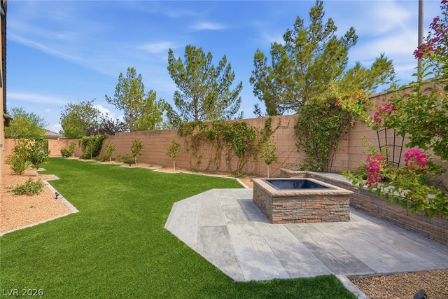 8445 Great Outdoors Street, Las Vegas, NV 89166