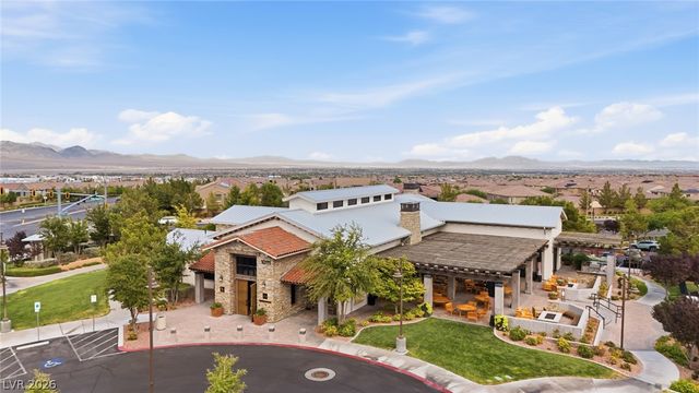 8445 Great Outdoors Street, Las Vegas, NV 89166