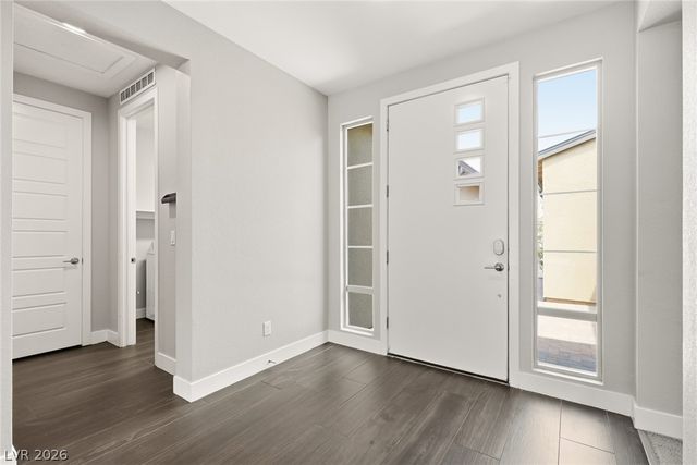 8445 Great Outdoors Street, Las Vegas, NV 89166