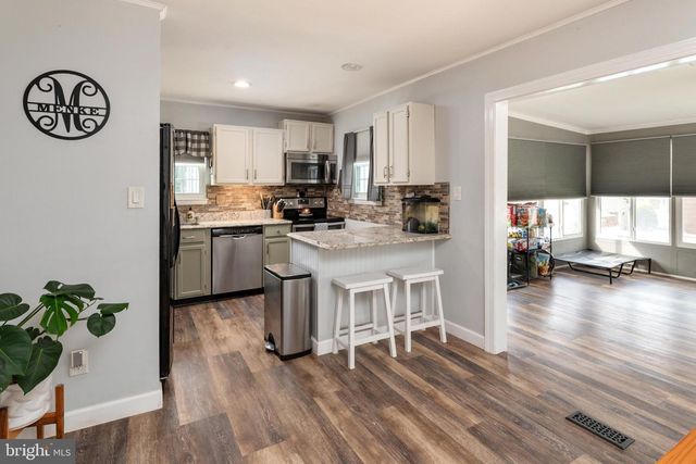 8 EVA CT, Baltimore, MD 21220