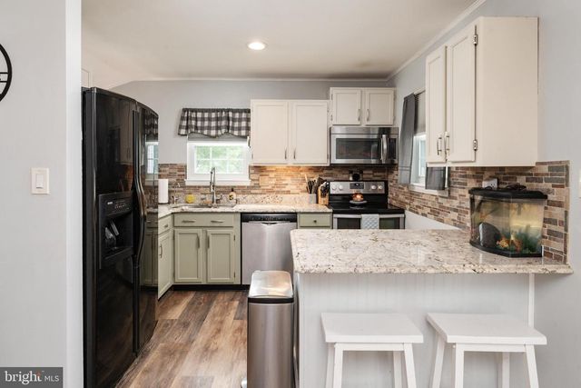 8 EVA CT, Baltimore, MD 21220