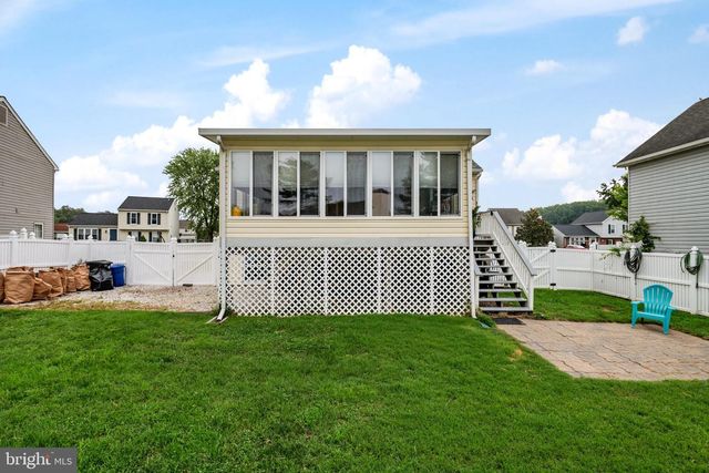 8 EVA CT, Baltimore, MD 21220
