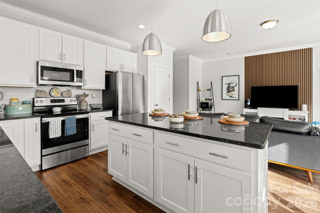 9022 Henry Thoreau Road, Charlotte, NC 28214