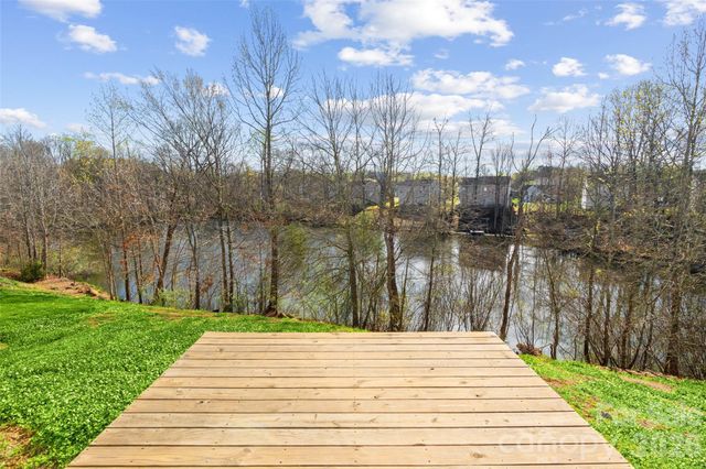 9022 Henry Thoreau Road, Charlotte, NC 28214