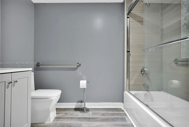 4332 Collins Ave 201, Miami Beach, FL 33140