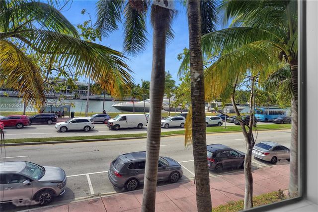 4332 Collins Ave 201, Miami Beach, FL 33140