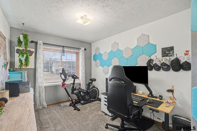 5006 Nebraska Avenue, Omaha, NE 68104