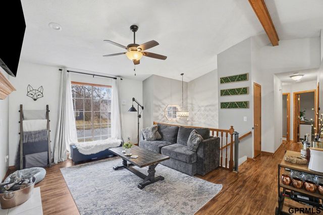 5006 Nebraska Avenue, Omaha, NE 68104