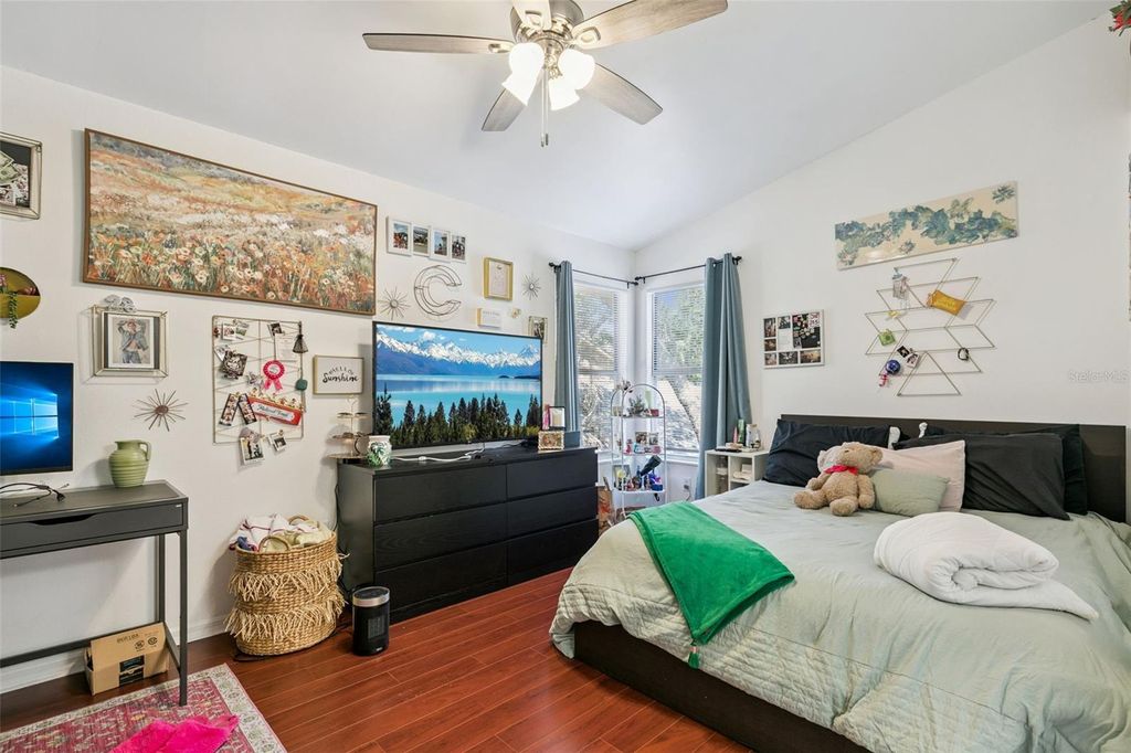 Image 11 of property listing at 5989 BRAEMAR PLACE 102, Orlando, FL 32822