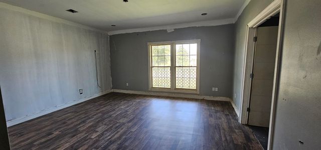 317 Thoroughbred Park Dr, Thibodaux, LA 70301