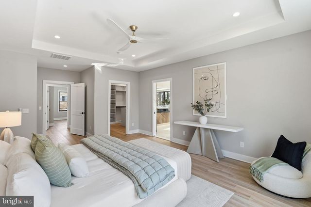 6913 BERKELEY ST, Falls Church, VA 22043