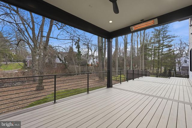 6913 BERKELEY ST, Falls Church, VA 22043