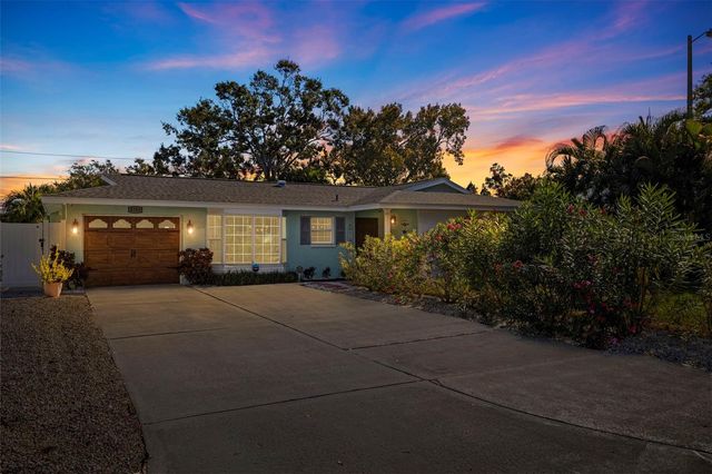 4781 97TH WAY N, St Petersburg, FL 33708