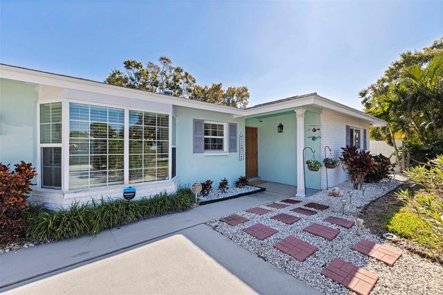 4781 97TH WAY N, St Petersburg, FL 33708