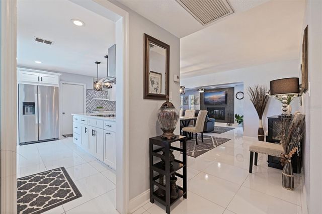 4781 97TH WAY N, St Petersburg, FL 33708