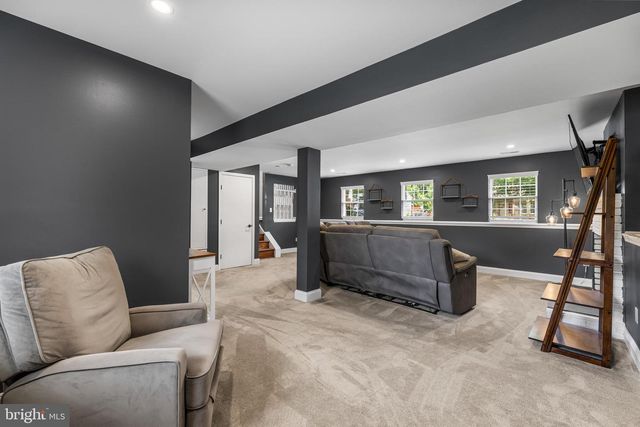 6055 ADCOCK LN, Hanover, MD 21076
