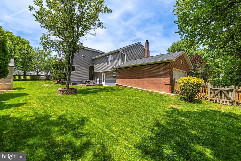 Image 36 of property listing at 6055 ADCOCK LN, Hanover, MD 21076