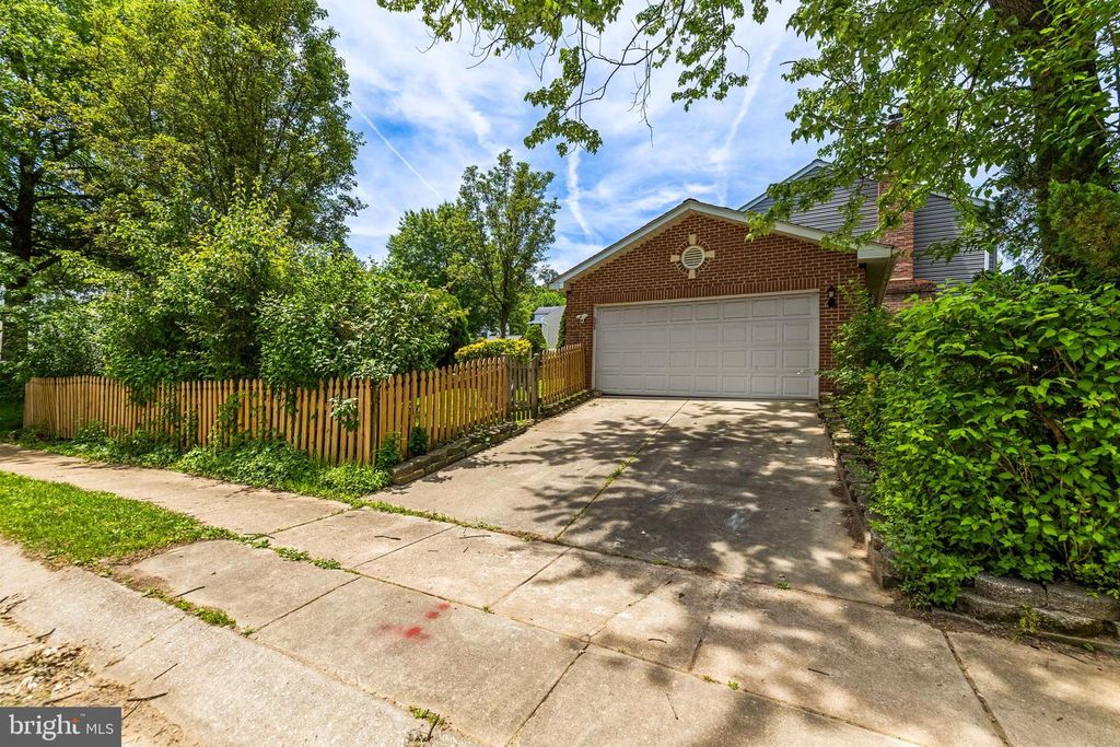 Image 38 of property listing at 6055 ADCOCK LN, Hanover, MD 21076